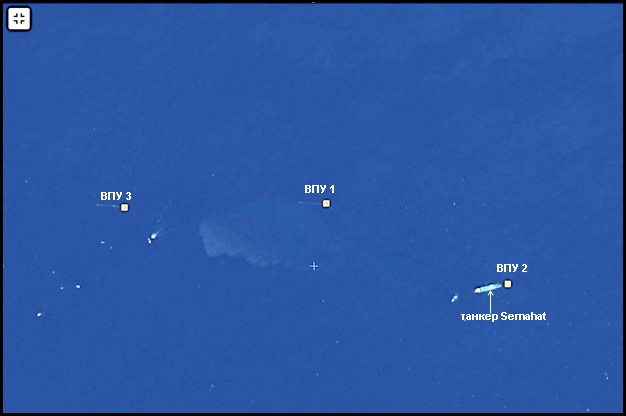 Рис. 2. Нефтяной разлив на ВПУ-2 на фрагменте оптического снимка Sentinel-2A, 29.08.2025, 08:26 UTC (площадь разлива 0.7 кв. км) © ESA